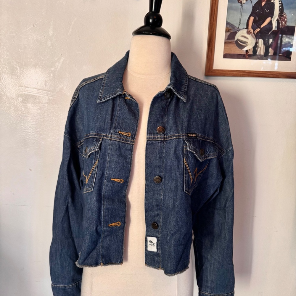 Wrangler Womens Cropped Denim Jacket - Picture 3 of 5